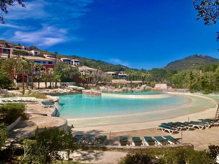 Les Restanques Bougainvillee 2051 Grimaud Eksteriør billede